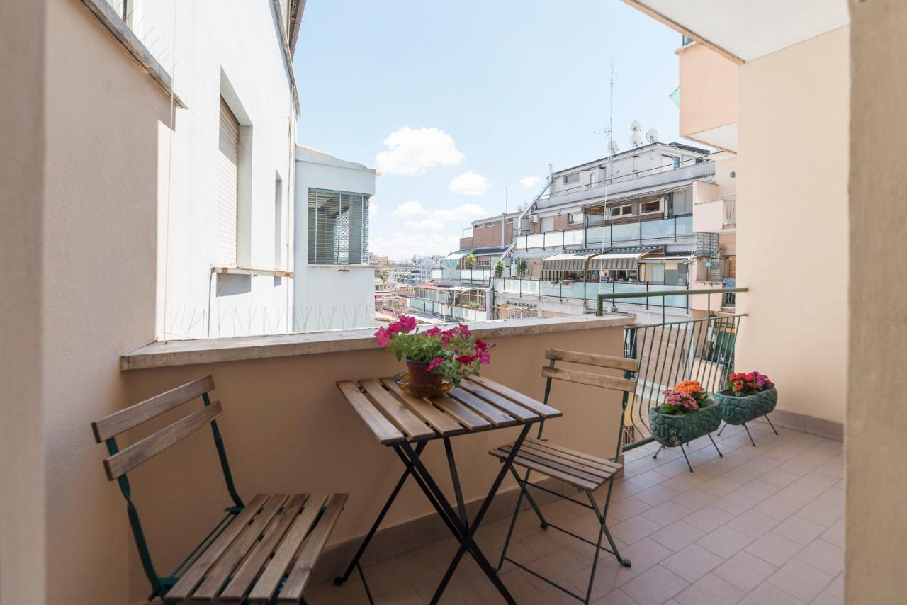 San Giovanni Apartment With Balcony Roma Dış mekan fotoğraf