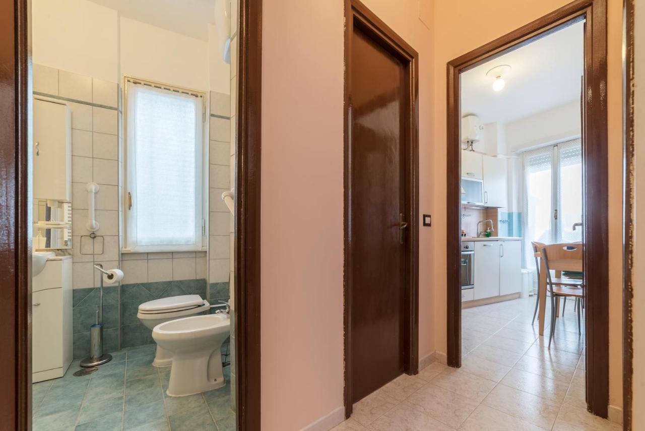 San Giovanni Apartment With Balcony Roma Dış mekan fotoğraf
